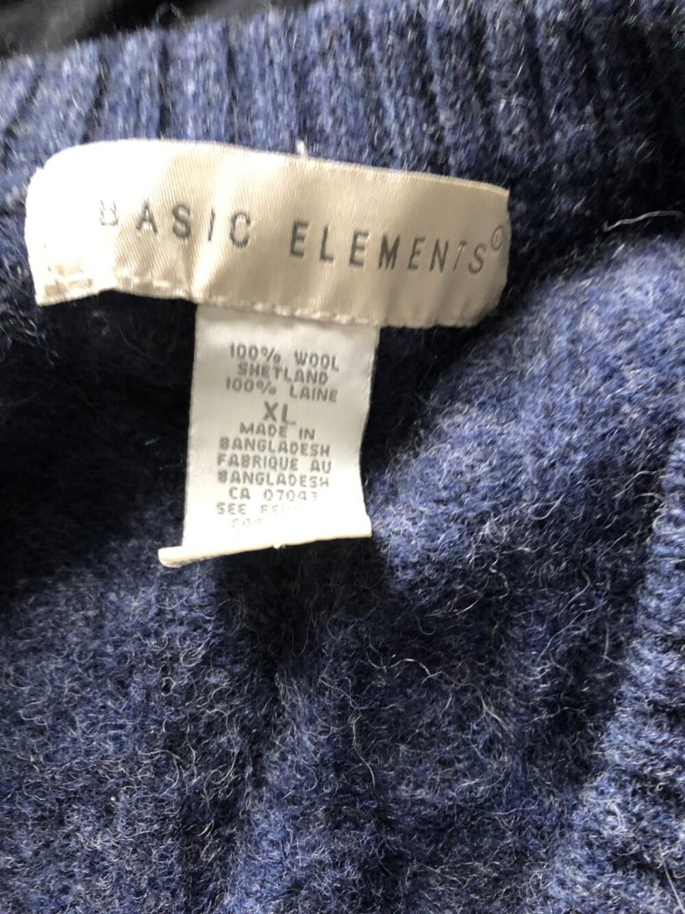 Basic Element sweater - Picture 2 of 2